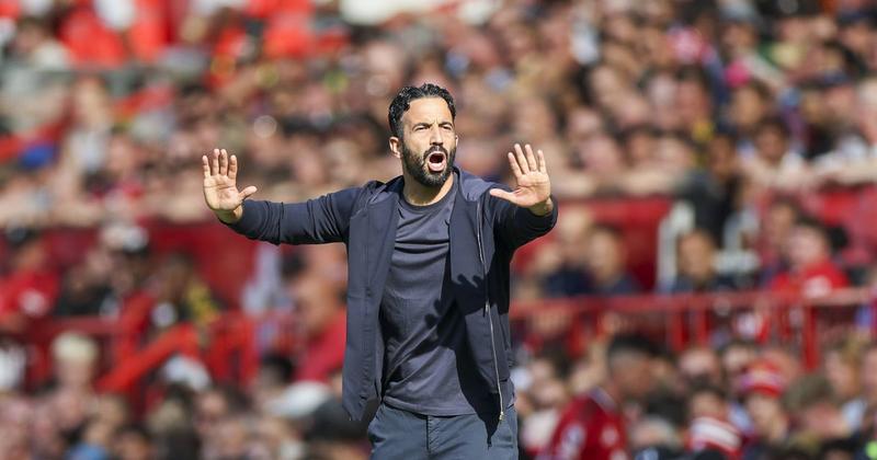 Futebolistas que não veem futebol