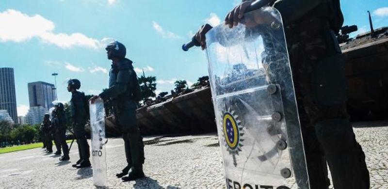 Exército está pronto se Lula quiser GLO para o Rio; governo prega cautela