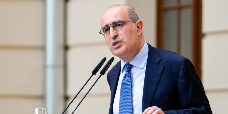 Deutschland stellt eine Milliarde Dollar für Pflege von Holocaust-Überlebenden bereit Deutschland stellt eine Milliarde Dollar für Pflege von Holocaust-Überlebenden bereit