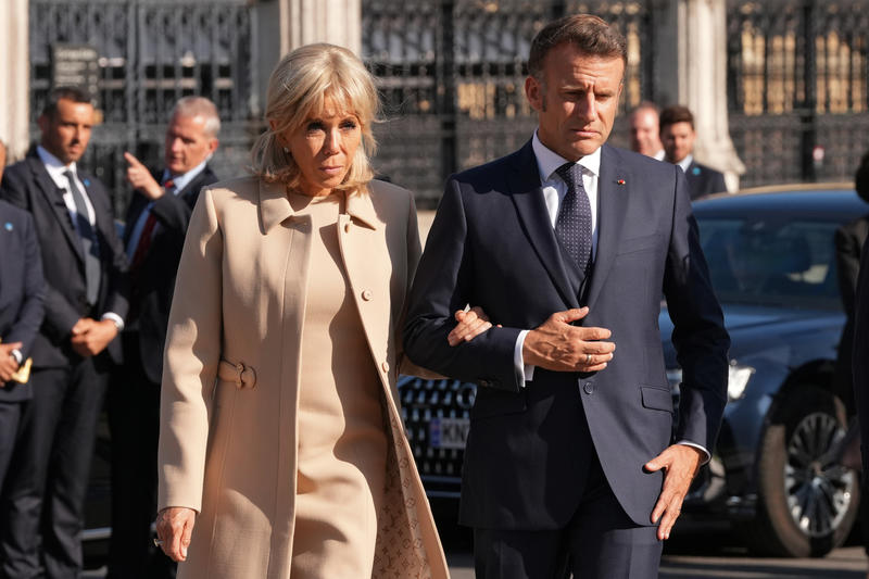 Should mocking Brigitte Macron be a crime?