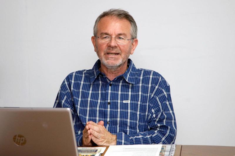 Messaggi sessuali a un minore, l’ex prete Gabriele Corsani ammesso all’oblazione: reato estinto