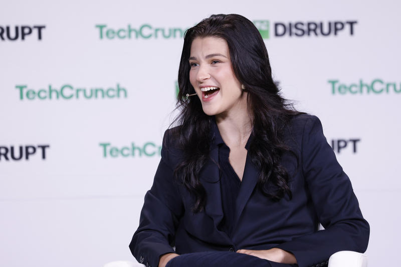 Bill Gates’ Youngest Daughter Launches A.I. Startup—and Isn’t Calling Dad for Advice Bill Gates’ Youngest Daughter Launches A.I. Startup—and Isn’t Calling Dad for Advice