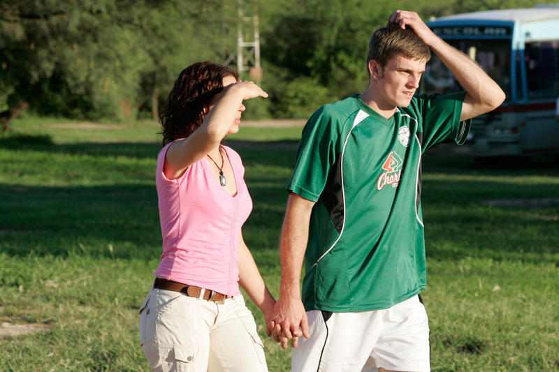 «Расстались из-за географического признака»: что мешает зумерам искать любовь