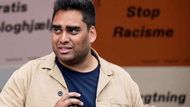 Idiotisk og farligt Idiotisk og farligt