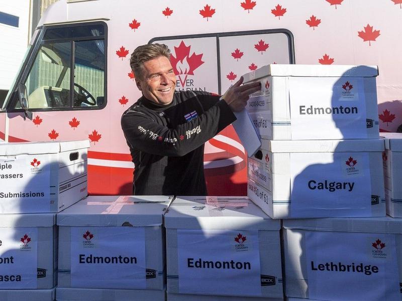 Braid: Thomas Lukaszuk has a political treasure chest — and he might start a new party Braid: Thomas Lukaszuk has a political treasure chest — and he might start a new party