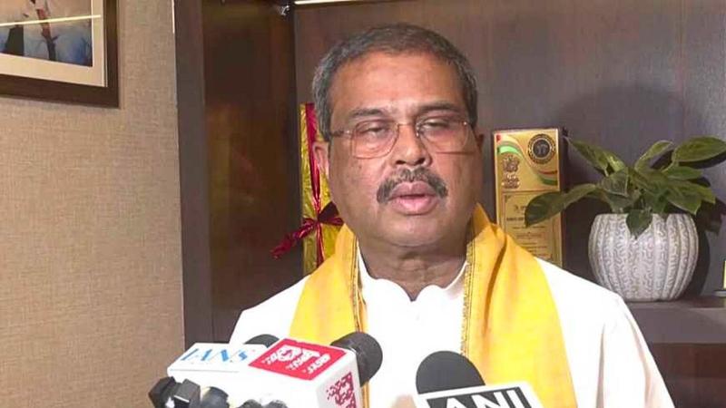 Union Minister Dharmendra Pradhan slams Rahul Gandhi over remarks on Chhath, demands public apology Union Minister Dharmendra Pradhan slams Rahul Gandhi over remarks on Chhath, demands public apology