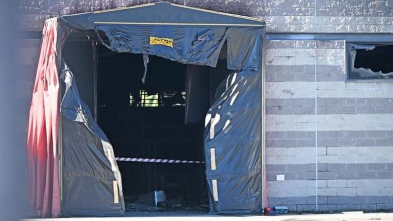 Devastante incendio alla Fabe di Calcio: escluso il dolo. Danni ingenti ma inagibile solo una parte dell’azienda -Foto Devastante incendio alla Fabe di Calcio: escluso il dolo. Danni ingenti ma inagibile solo una parte dell’azienda -Foto