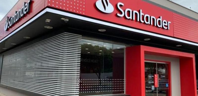 Santander lucra R$ 4 bilhões no trimestre, alta de quase 10%