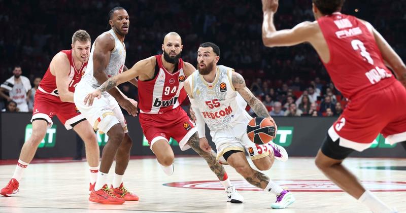 Ολυμπιακός: To τρίτο ημίχρονο του Άμπου Ντάμπι