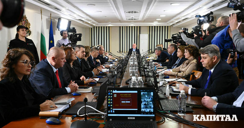 Коментар | Не са виновни въшките, че получават 20 бона заплата