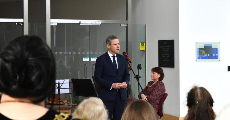 MP praises 'light in the darkness' of welcome for Ukrainian refugees