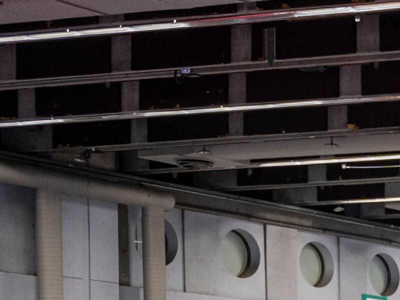 Salon du livre contre F1