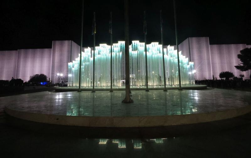 Η ψευδαίσθηση της βιοκλιματικής αρχιτεκτονικής στο Υπουργείο Άμυνας Η ψευδαίσθηση της βιοκλιματικής αρχιτεκτονικής στο Υπουργείο Άμυνας