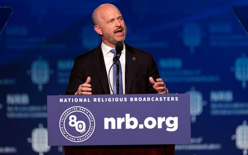 Head of US right-wing think tank defends Tucker Carlson after talk show with antisemite Head of US right-wing think tank defends Tucker Carlson after talk show with antisemite