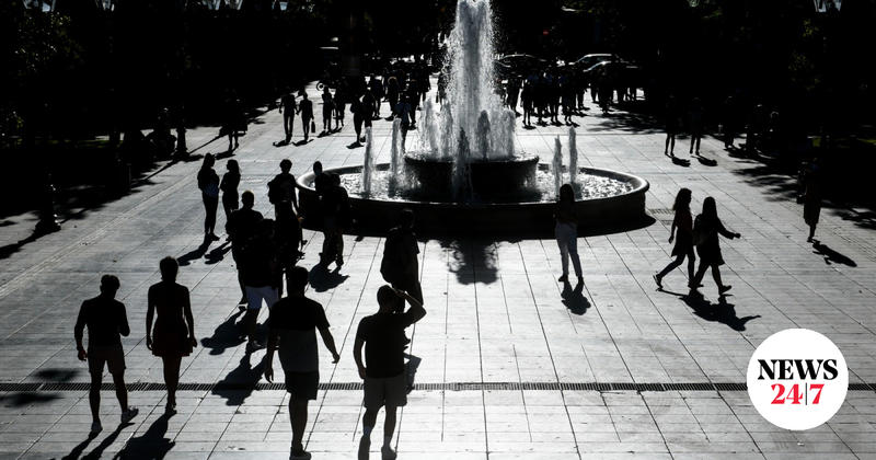 Ούτε με “κρότο” ούτε με “λυγμό”