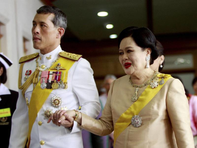 “Un anno di lutto”. È morta la regina Sirikit di Thailandia