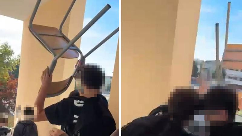 Lancia una sedia dalla finestra e i compagni filmano tutto: follia in una scuola superiore