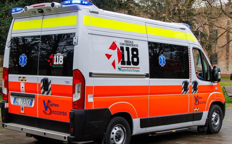 Va in bagno e partorisce, la donna non sapeva di essere incinta. L’episodio a Ferrara