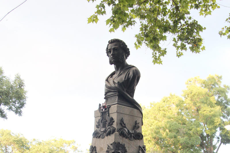 «Одессу ободрали»: политолог рассказал, что стоит за варварским разрушением