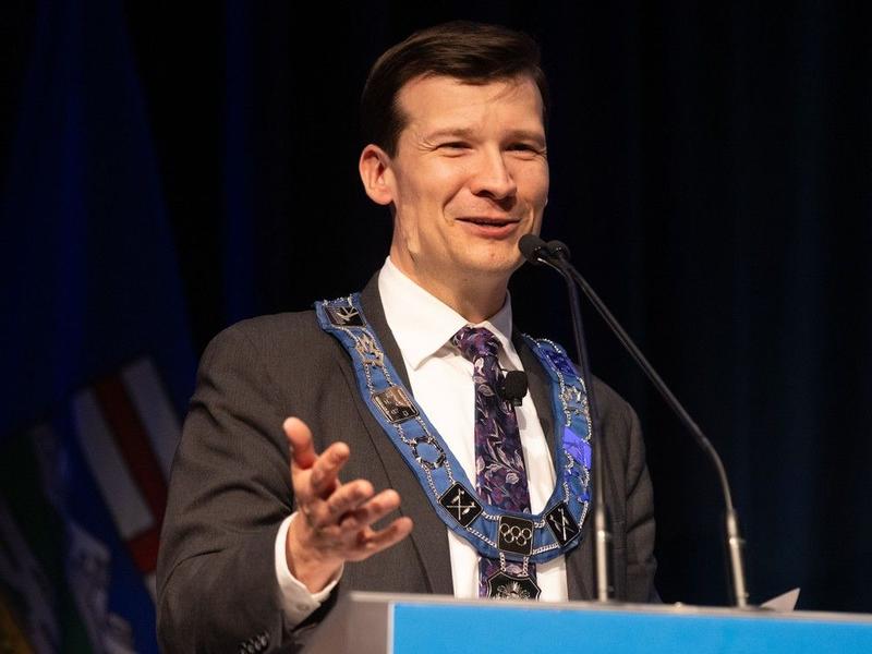 Bell: Calgary Mayor Farkas speaks out on taxes, blanket rezoning and city hall