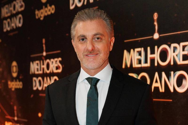 Luciano Huck compra quadro de humor inglês para reforçar Domingão em 2026