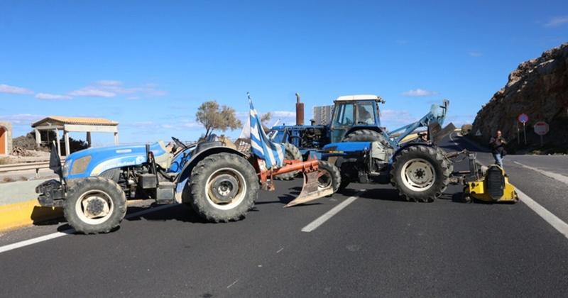 Αγροτικά μπλόκα: Δίκιο ή δυσκολία για όλους; Αγροτικά μπλόκα: Δίκιο ή δυσκολία για όλους;