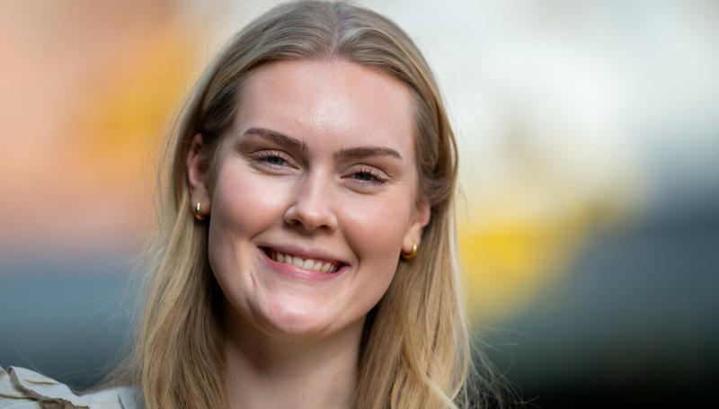 - Hvorfor i all verden skal hun trekke seg?