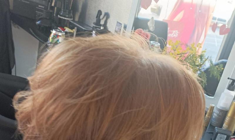 Livorno, ladro prestigiatore fa irruzione nel salone e deruba la parrucchiera e una cliente