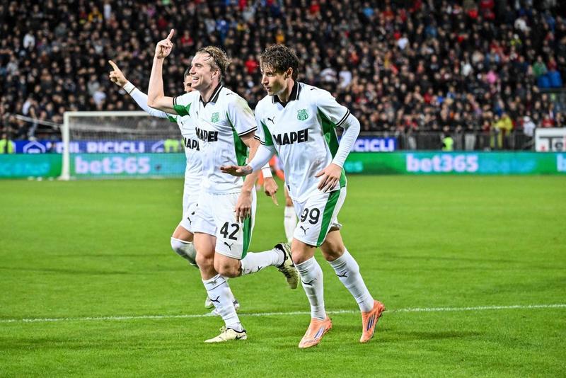 Pinamonti, altro gol pesante. E in trasferta è già il terzo