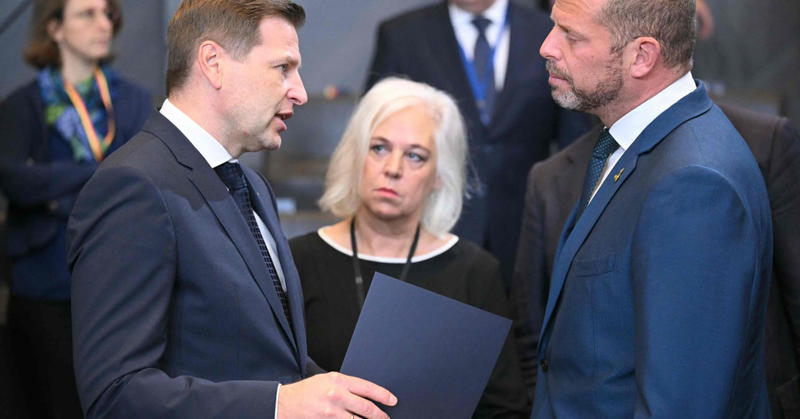 Raste rizik od nuklearnog rata, pa ministra koji je dao moronsku izjavu o uništenju Moskve slave kao superheroja!?