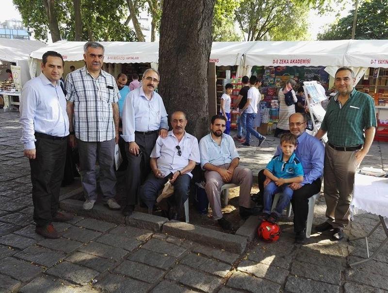 Edebiyatımızın ‘Çıra’sı Şevkle Yanıyor Edebiyatımızın ‘Çıra’sı Şevkle Yanıyor