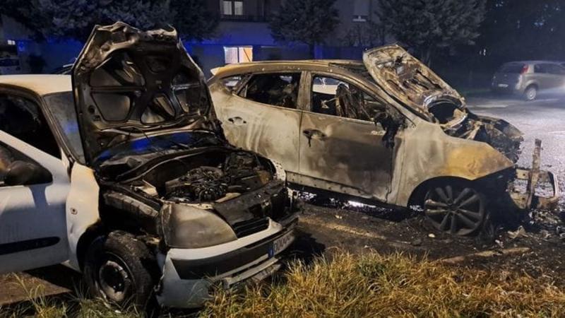 Ghisalba, due auto e un furgone incendiati. Preso il piromane: ha confessato