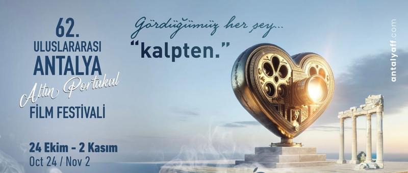 Postdramatik tiyatro: Metnin ötesine geçen bir sahne arayışı Postdramatik tiyatro: Metnin ötesine geçen bir sahne arayışı