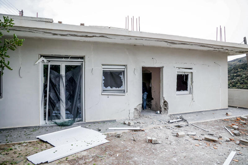 Ελλαδα 2025: Κλειστά σχολεία λόγω … βεντέτας στα Βορίζια και όχι στη … Ζαπορίζια! Που ζούμε;