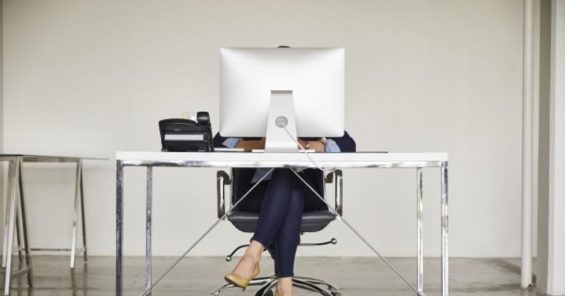 Legislação laboral de cariz ideológico Legislação laboral de cariz ideológico