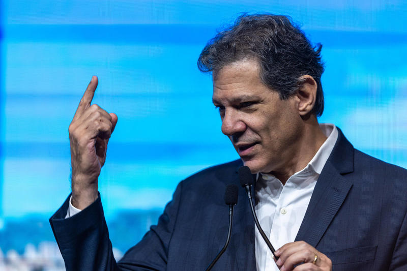 Contas externas testam limites da economia