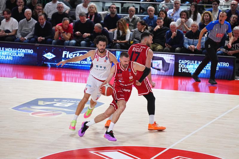 Una Hotels, debacle casalinga contro la corazzata Olimpia Milano