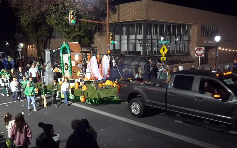US bishop apologizes for school’s Auschwitz Halloween parade float