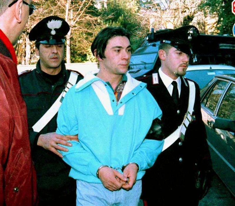 Il furto, la paura, il ritorno. La vita violenta di Elia Del Grande, tra Cadrezzate e la Gallura