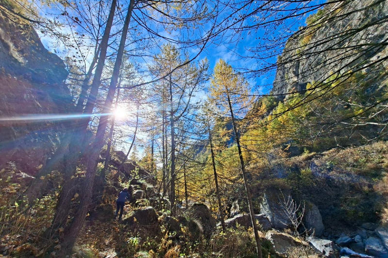 Il gesto più intimo e sacro, in questo lunedì mattina