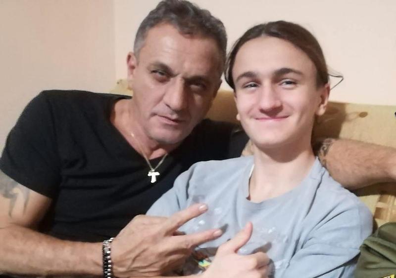 Walter Delogu dedica al figlio la sua lotta contro la droga: “Aiuto i ragazzi in nome di Evan”