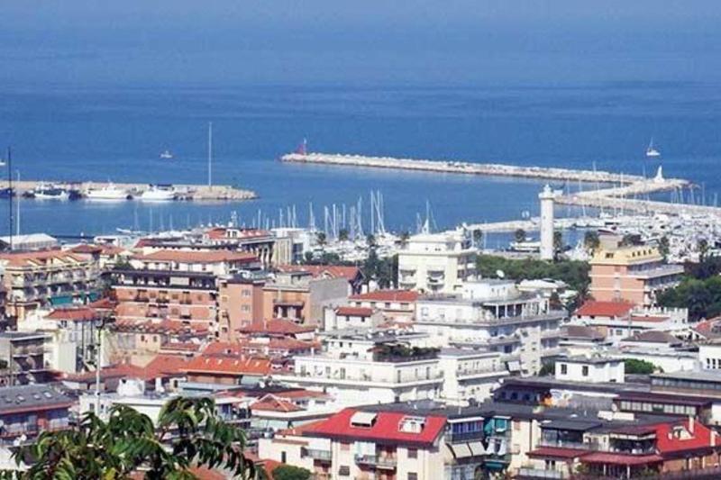 La truffa delle case. Foto e chiavi copiate per rubare le caparre di aspiranti inquilini