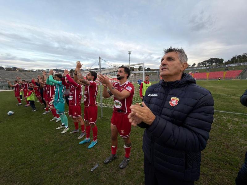 Ancona sempre più all’inseguimento. Rovinelli manda ko il Giulianova