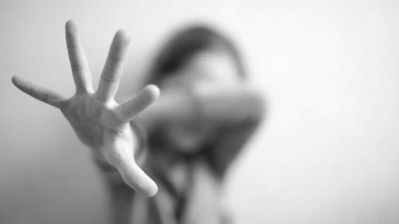 La complejidad del abuso infantil: cuando la madre es la culpable