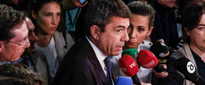 Mazón valora cogerse una baja médica minutos después de dimitir: 