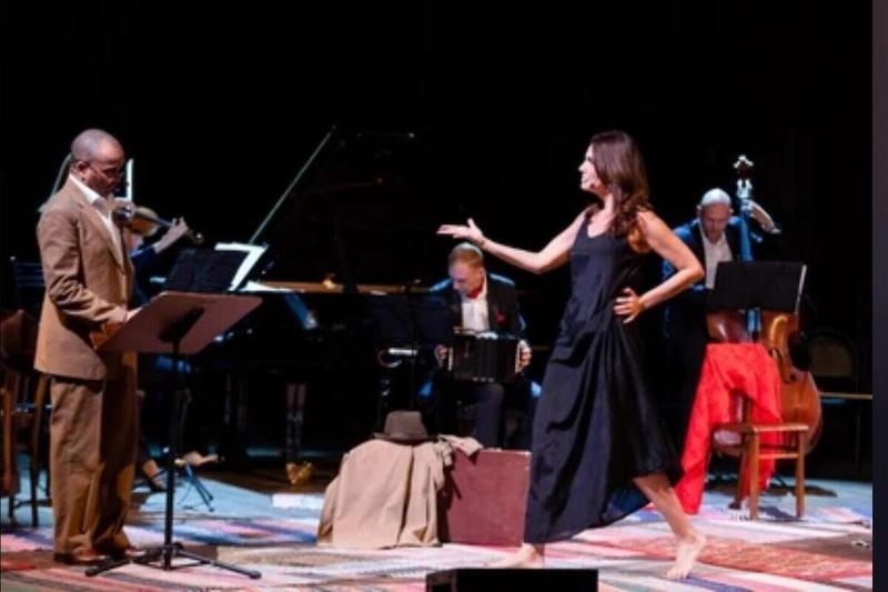 «Веровать в любовь»: Нина Шацкая — о высокой поэзии, отце, красоте, страхе сцены и спектакле «Затерянные птицы»