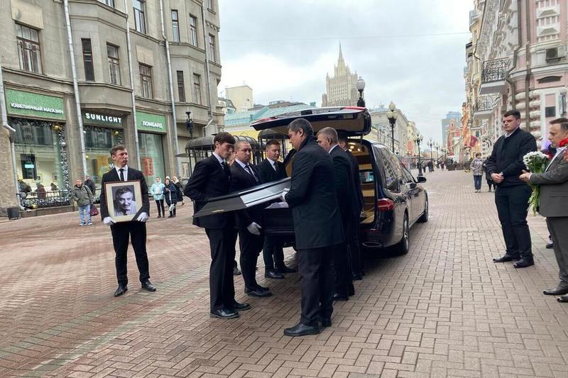 В театре Вахтангова попрощались со своим домовым: как это было