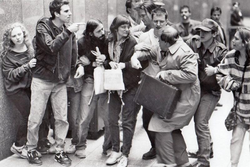 Banks Shouldn’t Have to Answer to the Reputation Cops