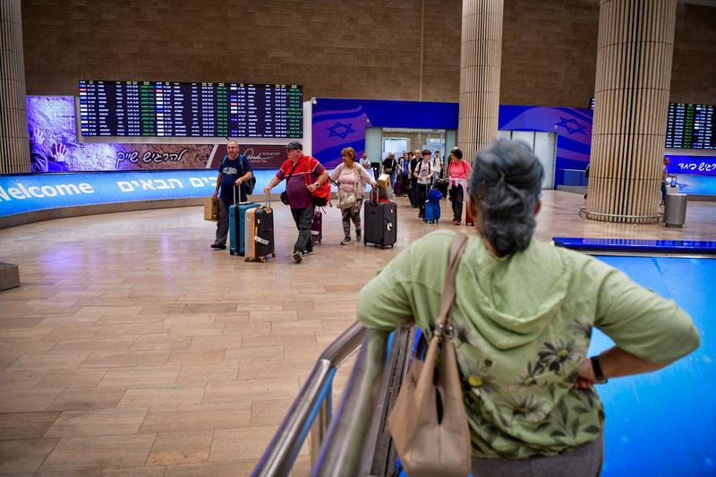 Winds of war begin to calm, but tourists unlikely to rush back immediately Winds of war begin to calm, but tourists unlikely to rush back immediately