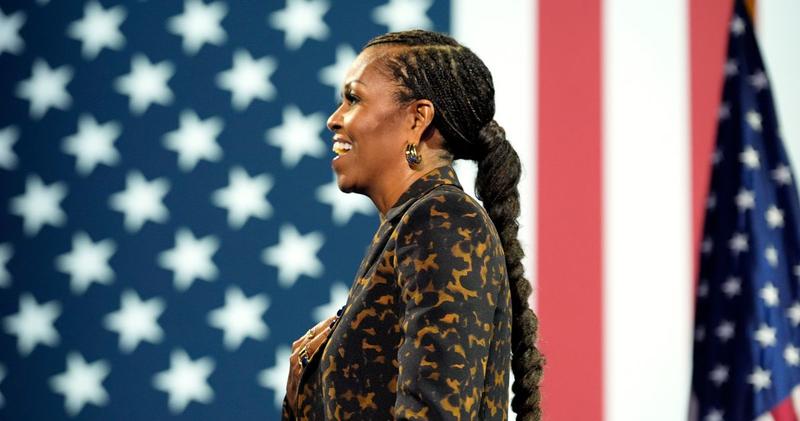 The Thinking Behind Michelle Obama’s White House Fashion Choices